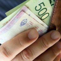 Los salarios le ganaron a la inflación en agosto, según el INDEC