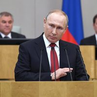Rusia: tras las primeras dos víctimas fatales por coronavirus, Putin suspende el plebiscito