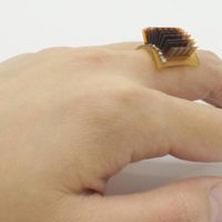 Este anillo convierte el cuerpo en una batería