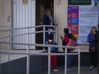 Mexicanos Primero alerta que recorte a recursos para escuelas pone en riesgo el horario ampliado
