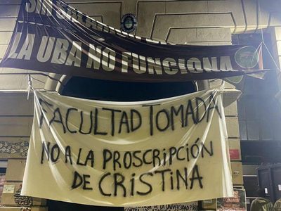 Condena a Cristina Kirchner: estudiantes tomaron facultades en repudio a la decisión de la Corte Suprema