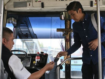 Aumenta pasaje en Edomex; ONG lo consideran una traición al pueblo con fines electorales