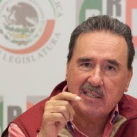 Gamboa usa helicóptero de la Fuerza Aérea para ir a jugar golf