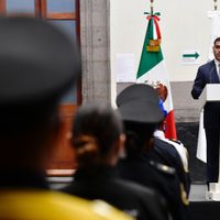 Detienen a seis sujetos que vendían mariguana en envolturas de dulces y frituras