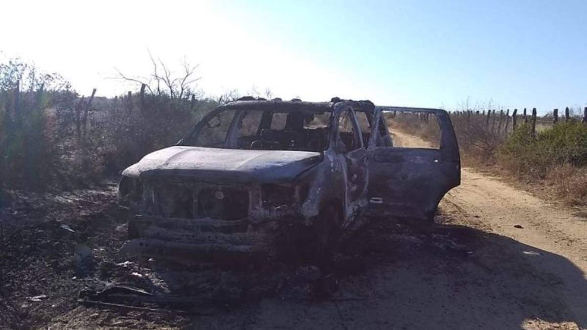 Las camionetas en las que hallaron los cuerpos de 19 migrantes en Camargo