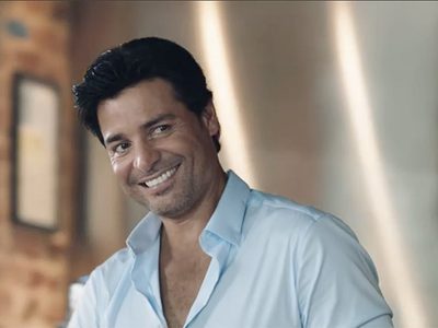 ¡TREMENDO! Chayanne se mostró preparando algo y enloqueció a sus fans y hasta a... ¿Luis Fonsi?