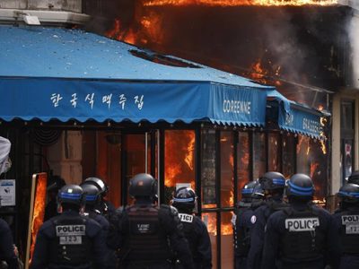 Más de 540 detenidos durante las protestas en Francia