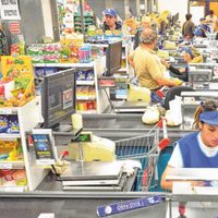 ¡A no colgarse! Estos son los horarios de atención en supermercados y comercios en año nuevo