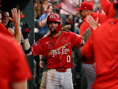 Con 3 jonrones, Cardenales vencen 5-2 a Dodgers para romper racha de 5 derrotas consecutivas