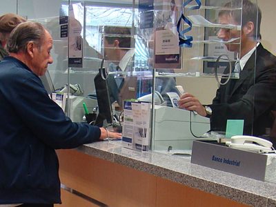 Paritarias: La Bancaria confirmó un aumento del 2,4 %