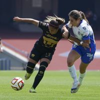 Con polémica arbitral, Pumas empata 2-2 con Rayadas en CU