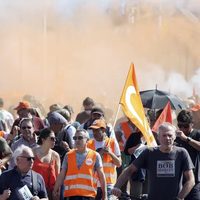 Más protestas en Francia contra reforma de sistema de pensiones