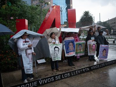 Juez ordena detener a exagente de seguridad presuntamente implicado en caso Ayotzinapa