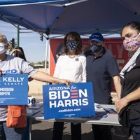 Ahora en Arizona, abogados de Trump retiran demanda para impugnar resultados electorales