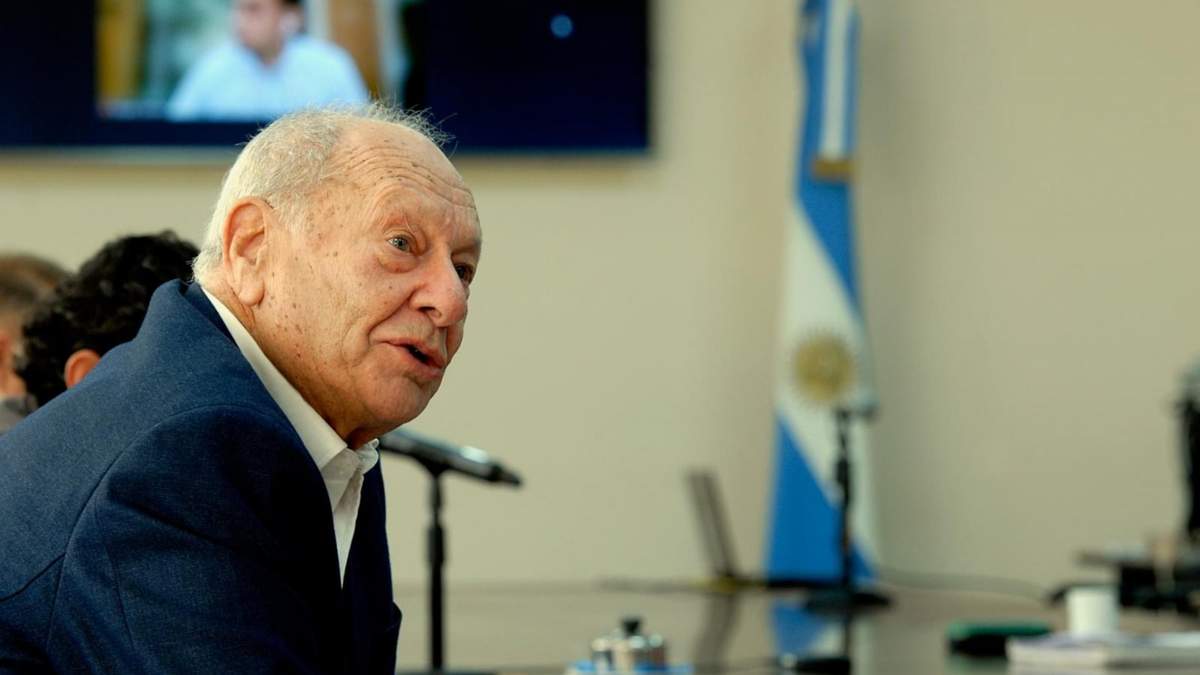 César Gass. Fuente: (Legislatura de Neuquén).