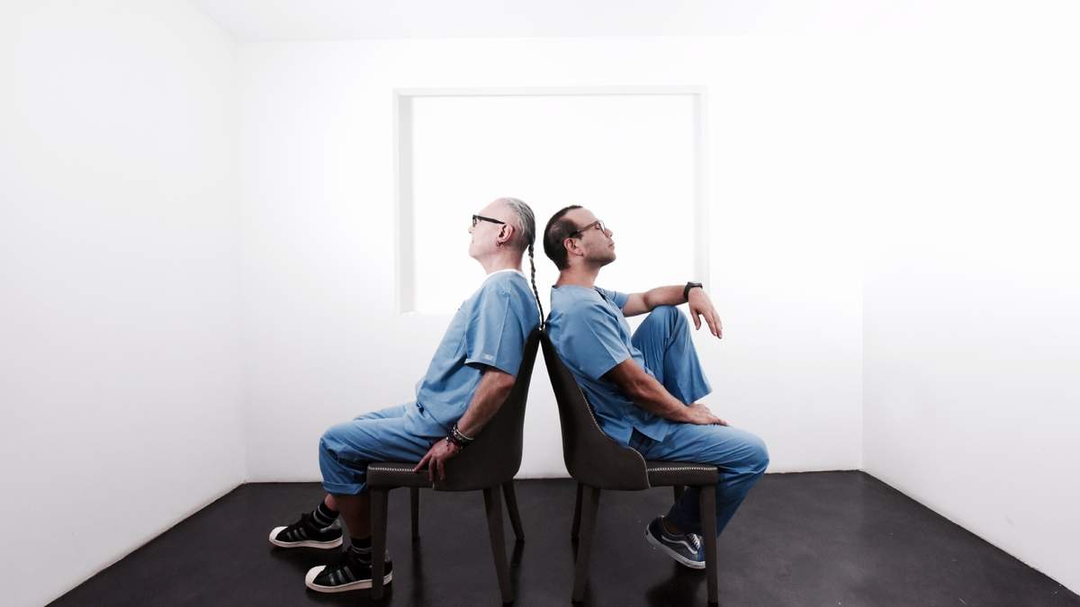 Sabo Romo y Alter Tewel, miembros de AUA.