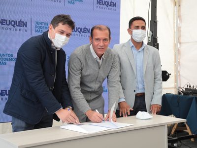 Omar Gutiérrez firmó un convenio con Nación que beneficiará la producción rural
