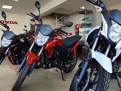Sin casco y sin licencia, no hay entrega: la propuesta que cambia la venta de motos en Neuquén