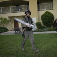 Hezbolá lanza 250 cohetes y otros proyectiles contra Israel en el bombardeo más intenso en semanas