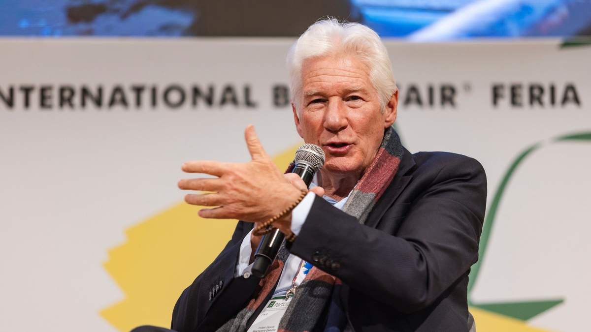 El actor y activista Richard Gere en la FIL Guadalajara