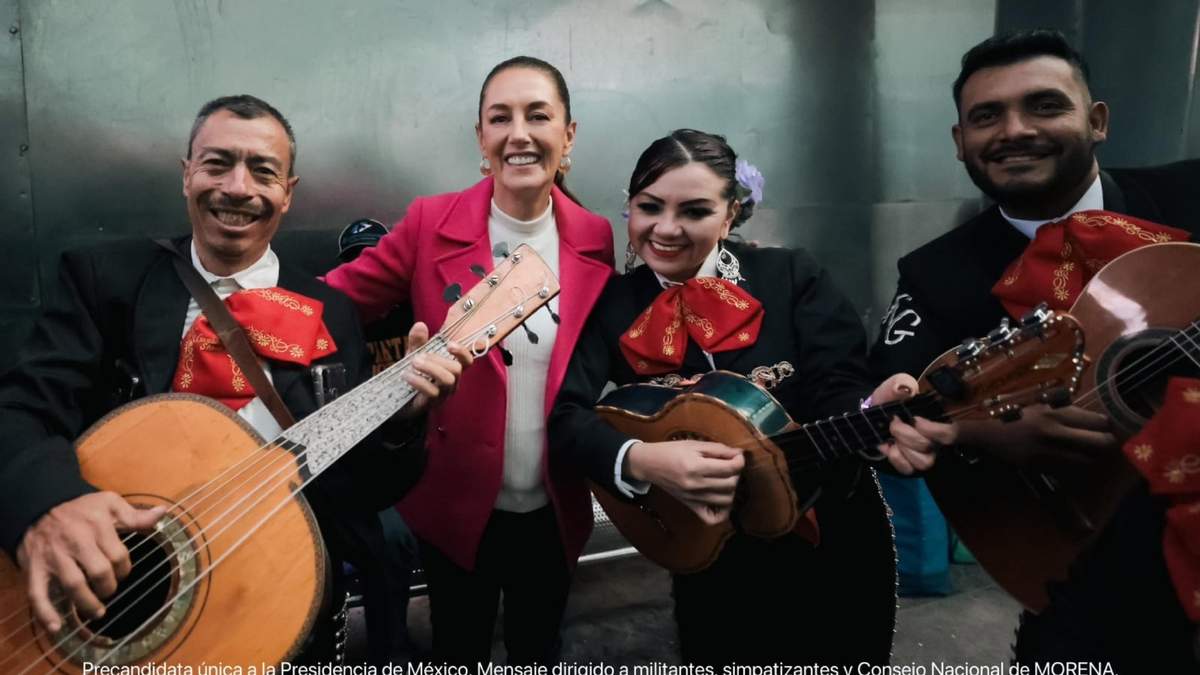 Sheinbaum fue recibida con mariachi al llegar a Jalisco