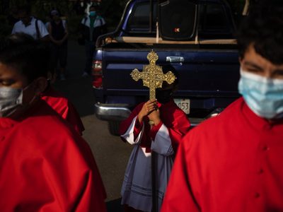 Represión de Nicaragua contra la Iglesia siembra miedo entre fieles