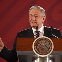 AMLO descarta persecución en el caso Rosario Robles; aún la considera un 'chivo expiatorio”