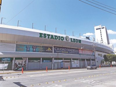 Grupo Pachuca compra el Estadio León a Roberto Zermeño