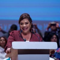 Clara Brugada presume 32 puntos de ventaja sobre Santiago Taboada