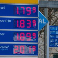 Suben precios del petróleo por interrupciones en el estrecho de Ormuz ante ataques de EU vs Irán