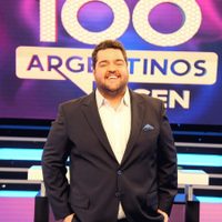 Fiel a su estilo: así fue el ansiado regreso de Darío Barassi a "100 Argentinos Dicen"