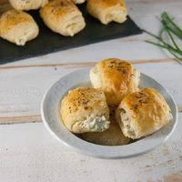 Saladitos de queso y verdeo: lucite en las picadas con esta receta exquisita y súper fácil de hacer