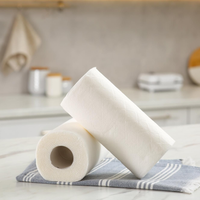 Con rollos de papel de cocina y palitos de brochette, creá estos floreros estilo Pinterest para vender o regalar