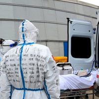 China omitió reportar mil 290 fallecimientos por covid-19