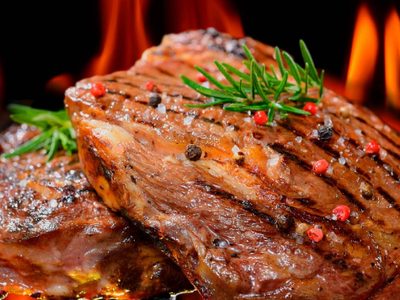 Tierna: Tapa de asado al horno, llena de sabor y con un secreto para que se corte con cuchara