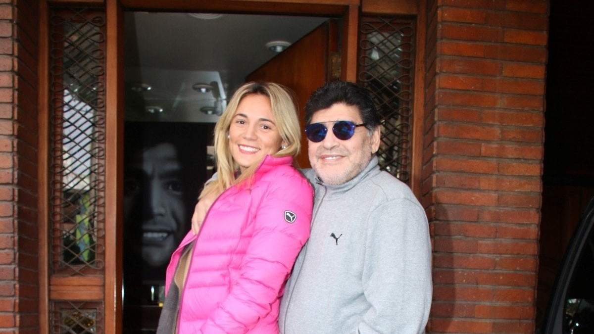 Rocío Oliva y Diego Armando Maradona. Fuente: (Instagram)