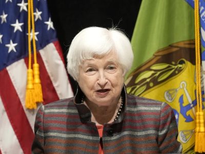 Yellen: crecimiento económico "vindica" plan de estímulo pospandemia