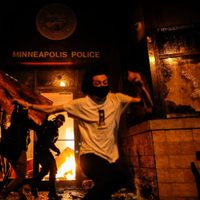 Efecto George Floyd: Joe Biden condenó la ola de violencia en las protestas