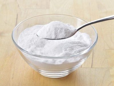 Lo que nadie te contó sobre el agua oxigenada y el bicarbonato: beneficios reales para manchas difíciles, respaldados por estudios