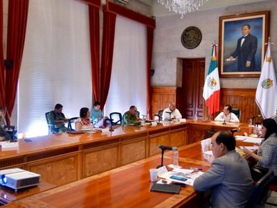 Gobierno de Veracruz anuncia cierre de calles y negocios