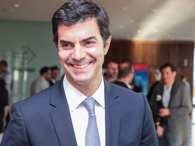 La universidad española desmintió a Urtubey y no será profesor