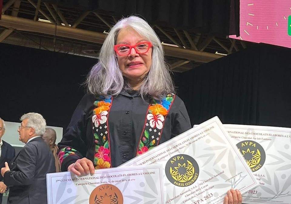 Reyna Flores Hernández. Reconocimientos