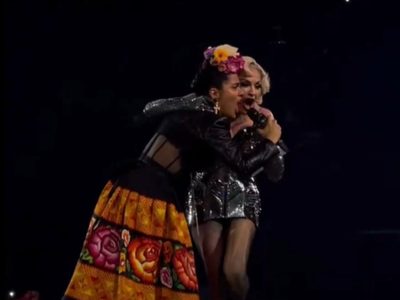 Salma Hayek, la invitada de honor al último concierto de Madonna