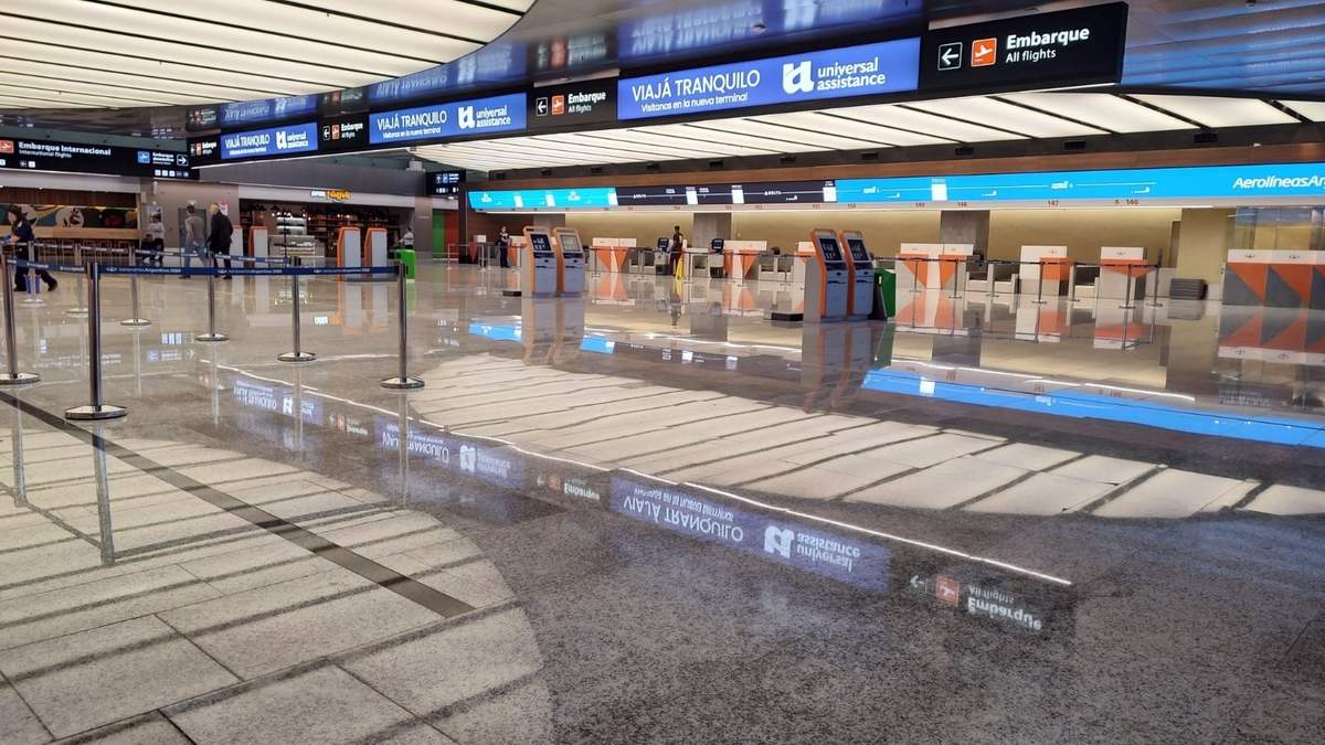 Todos los vuelos del Aeroparque se ven afectados por la medida de fuerza. Fuente: (Twitter)