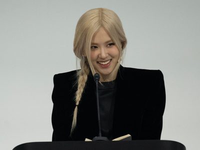 Es un éxito con Bruno Mars: la razón por la que Rosé casi elimina "APT" de su álbum