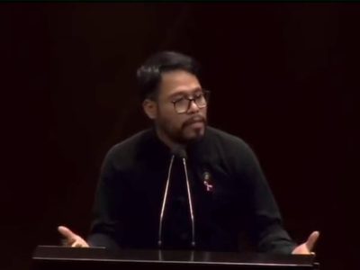 “No les queda” solidarizarse con Ayotzinapa, dice exnormalista “Omar García” al PAN en San Lázaro