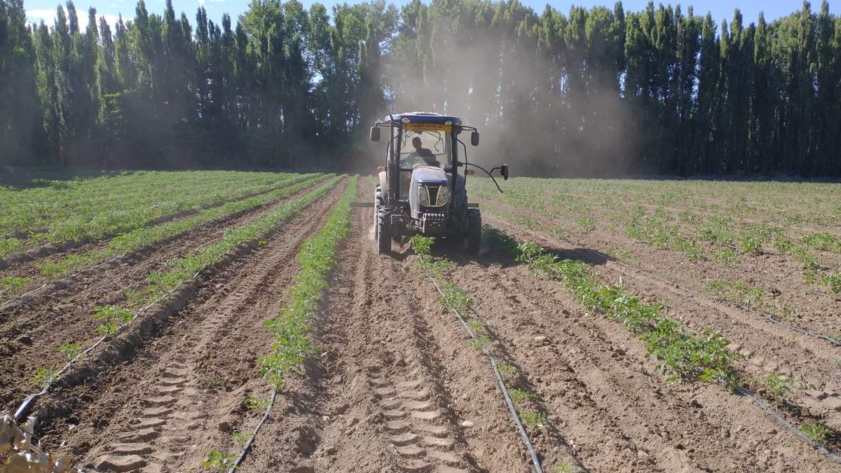 La capacitación está destina a tractoristas. Fuente: (Facebook)