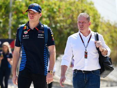 El anuncio de Max Verstappen que habría despertado el enojo de su padre, Jos