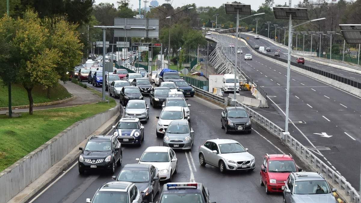 Sin pago del refrendo antes de la fecha límite establecida, los propietarios de autos en CDMX y Edomex deberán cubrir la tenencia completa.