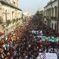 Autoridades y sindicatos de la UMSNH se unen en marcha contra reforma que 'amenaza” su autonomía